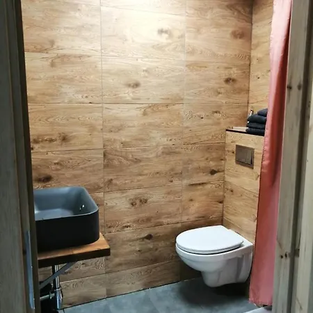 Bezpieczna Przystan - Apartamenty-Balia, Sauna, Narty Uherce Mineralne Exterior photo